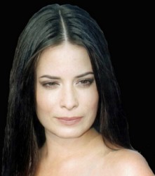holly-marie-combs9.jpg